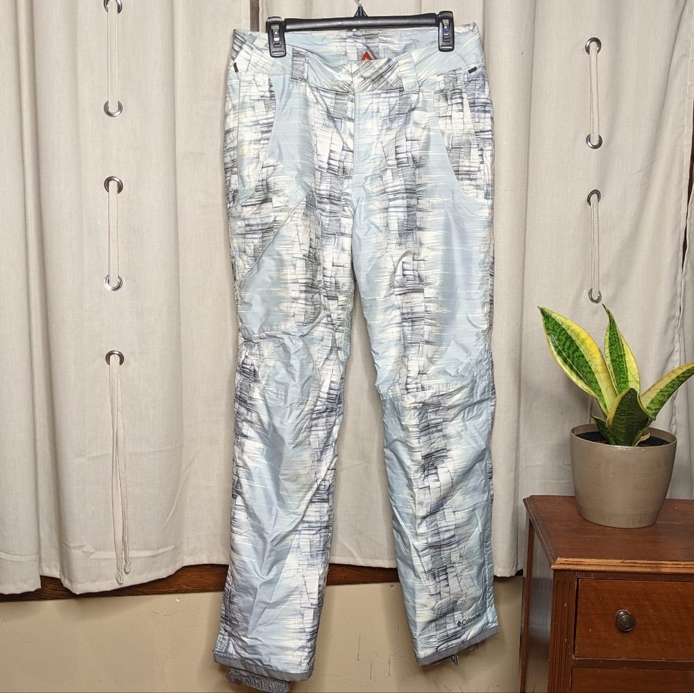 Columbia snow camo snow pants Medium